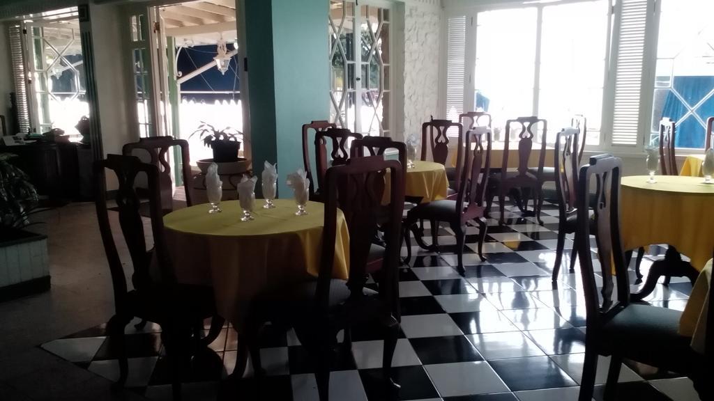 Shaw Park Beach Hotel & Spa Ocho Rios Esterno foto